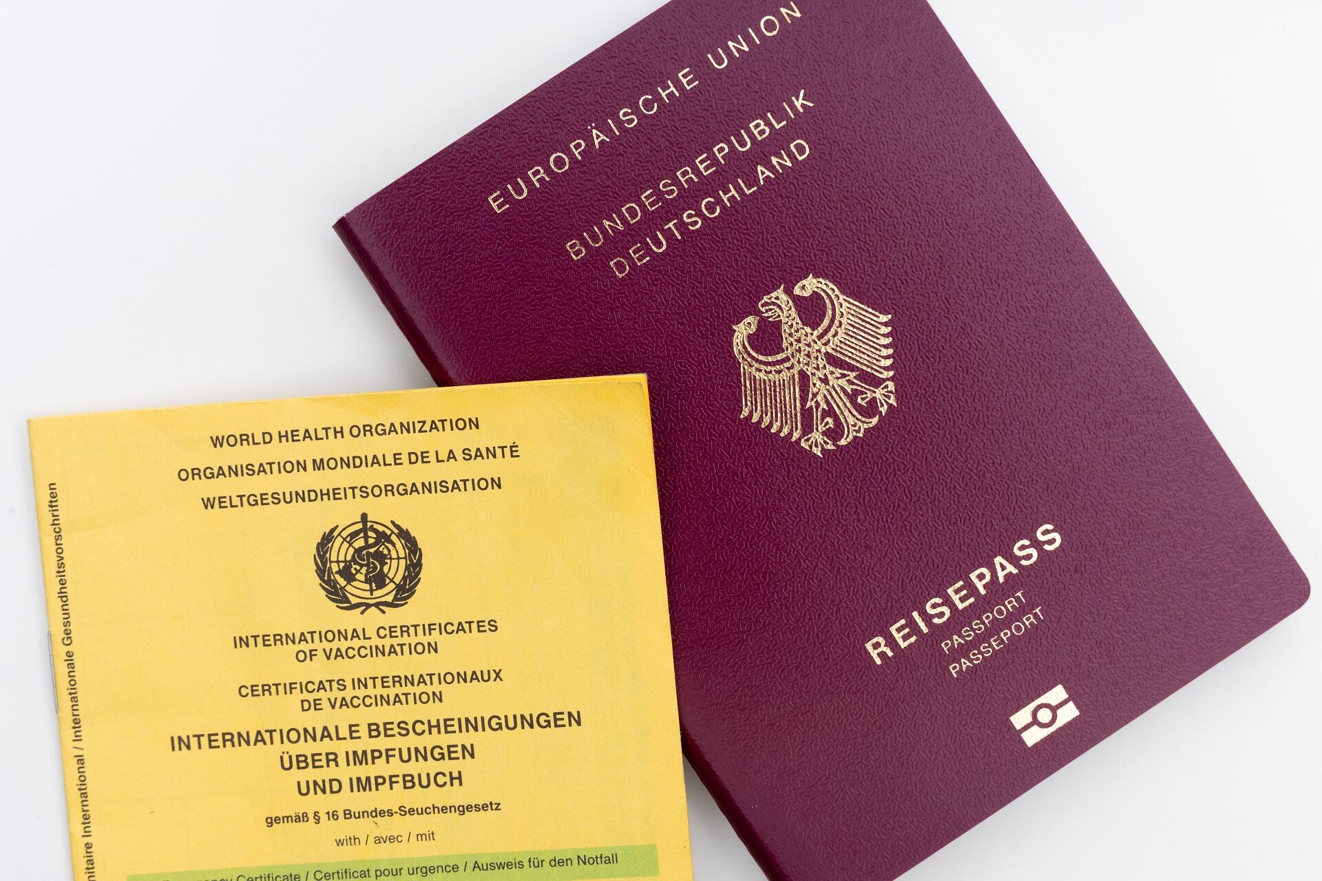 passport-6012613_1920