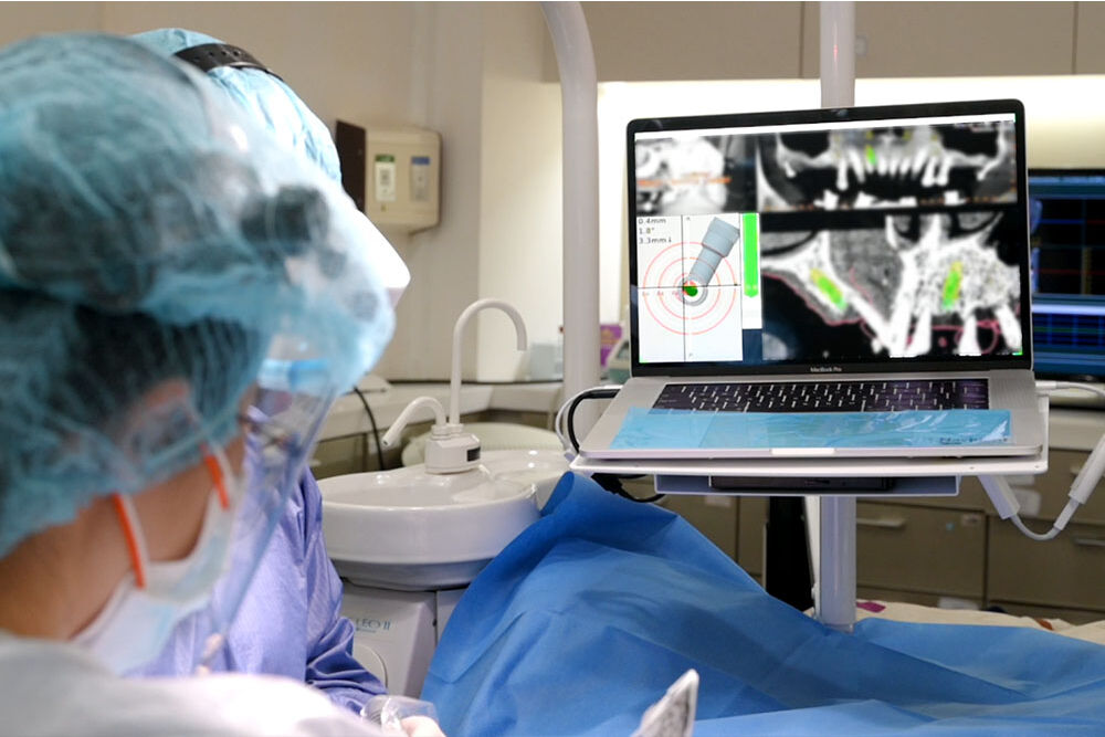 【有影】植牙新趨勢！4D導航植牙微創手術精準定位更安全 5