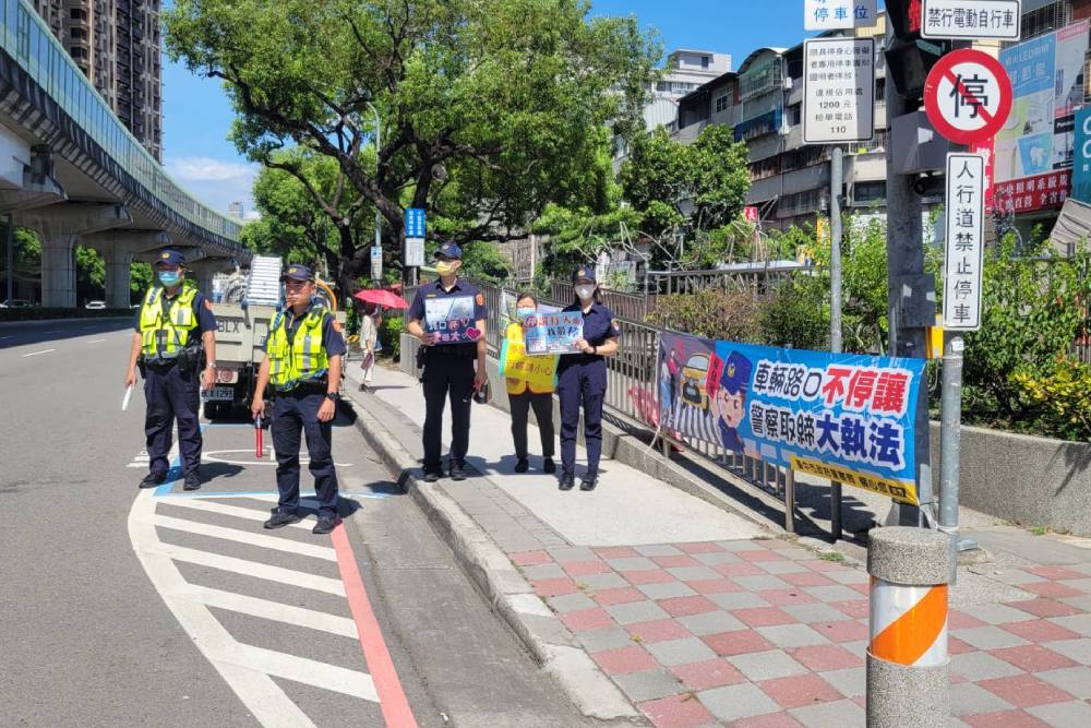 擺脫「交通地獄」中市交安升級 行人、酒駕、噪音都罰 15