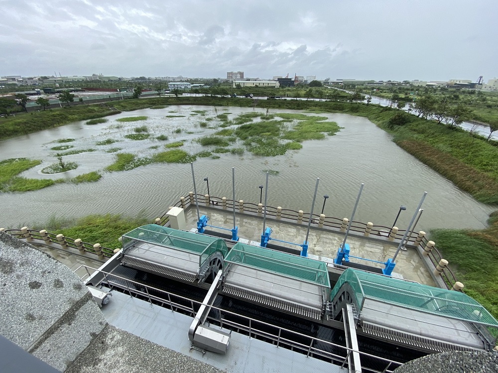 杜蘇芮豪雨侵襲　土地開發區滯洪池發揮蓄水調節功能 5