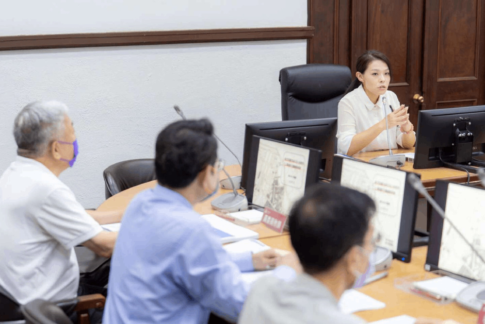 高虹安鼓勵擴大民間參與公共建設 關埔首獲企業捐建人行空橋 7