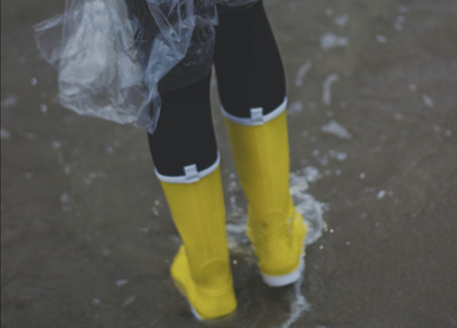 颱風狂倒雨 淹水區注意！災後清掃忽略「一細節」恐染這惡病 3