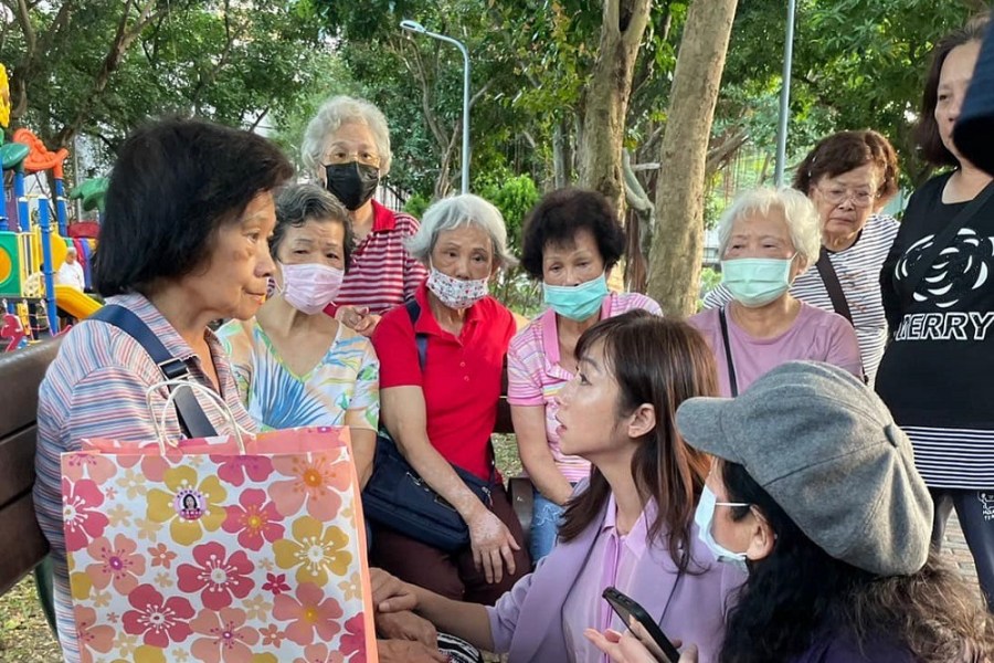 鐵皮屋宮廟失火父子一死一傷 許淑華：已緊急協助後續安置及補助 13