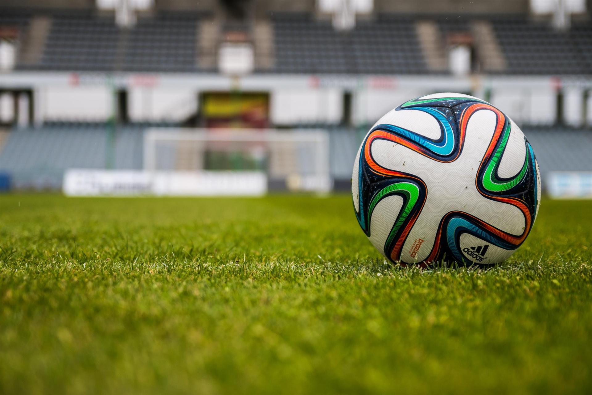 Jarmoluk ball